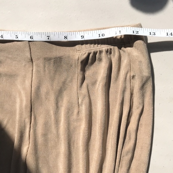 TRAVELERS by Chico’s Classic No Tummy Pants nude gold size 0 or small - Picture 7 of 11